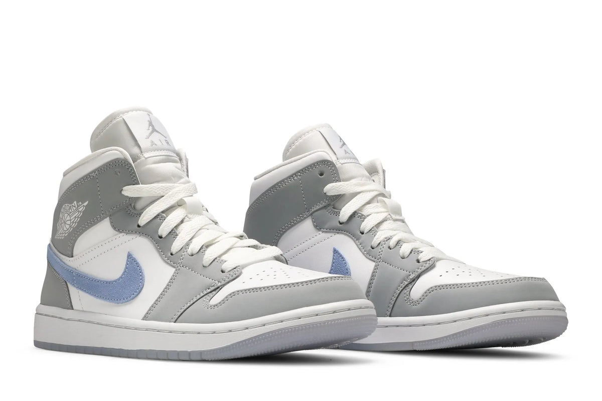 Air Jordan 1 Mid 'Wolf Grey Aluminum' BQ6472-105